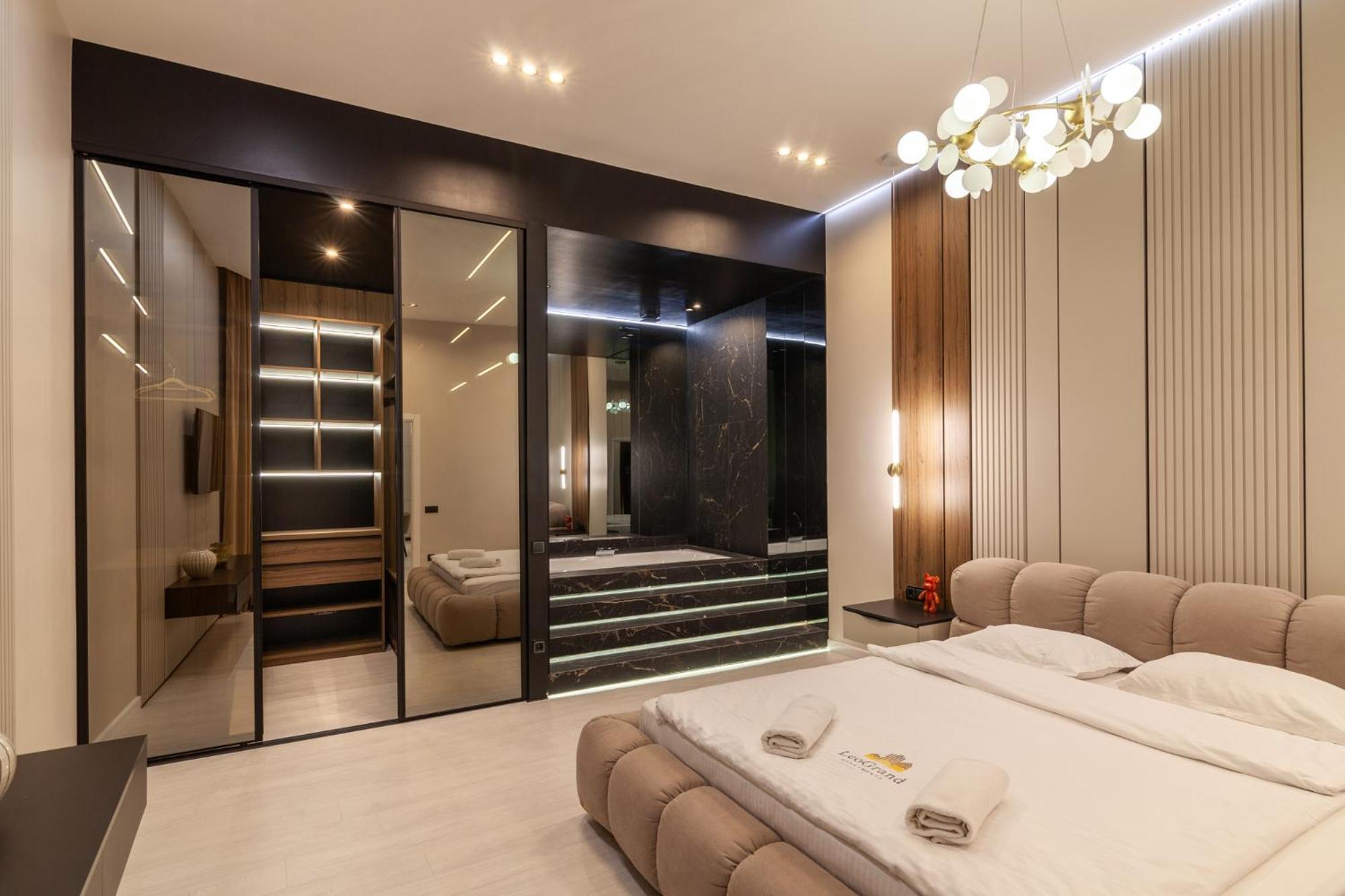 利沃夫Leogrand Jacuzzi On Malaniuka 2公寓 外观 照片